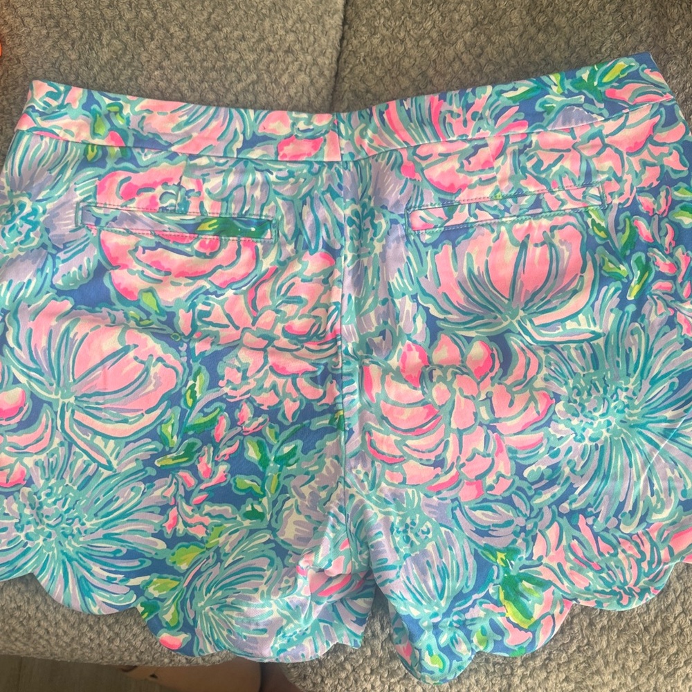 Lilly Pulitzer Pink Blue Green Floral High Waist Shorts - Picture 3 of 3